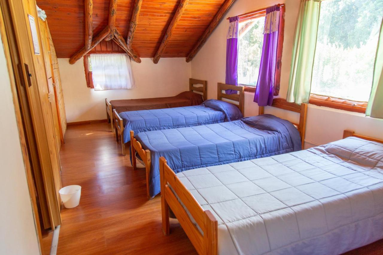 Huellas Hostel Лаго-Пуэло Экстерьер фото