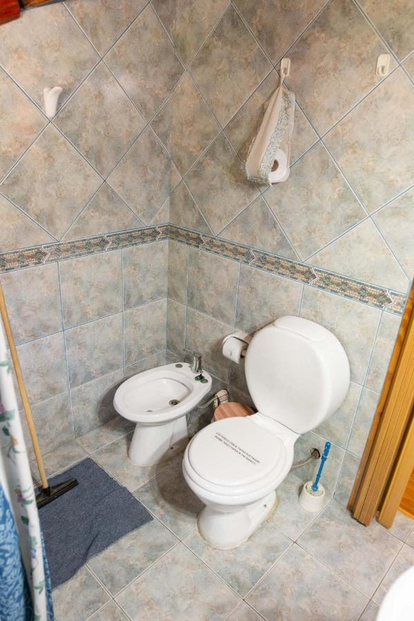 Huellas Hostel Лаго-Пуэло Экстерьер фото